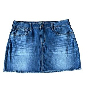 Levi Signature High Rise Denim Mini Skirt Women’s Size 16